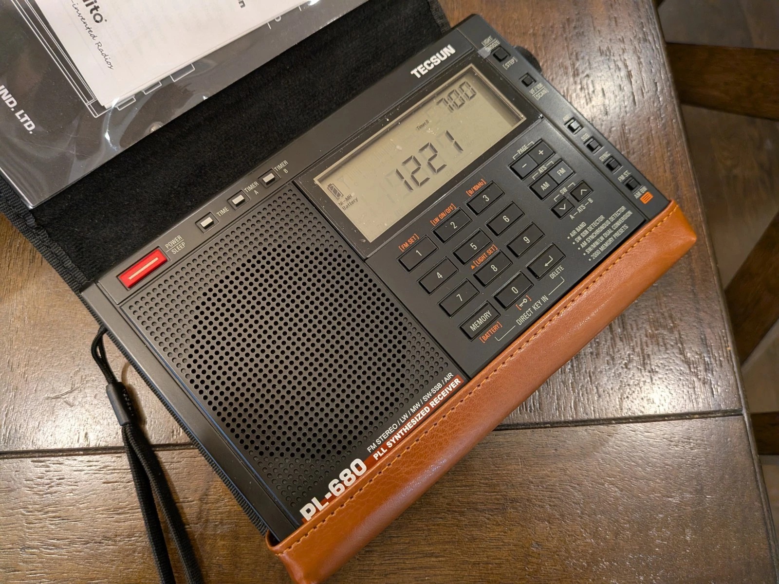 راديو موجات قصيرة عالي الجودة PL-680 FM ستيريو/AIR/LW/MW/SW راديو موجات قصيرة عالي الجودة PL-680 FM ستيريو/AIR/LW/MW/SW